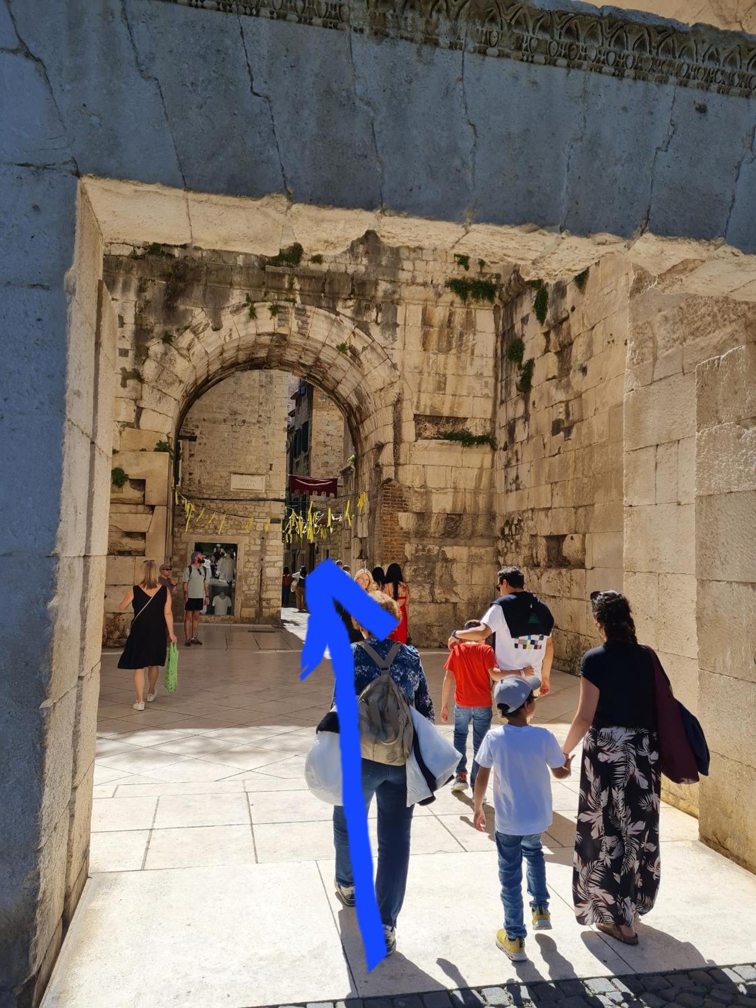 Inchy Accommodation - In The Center Of Diocletian'S Palace Split Extérieur photo