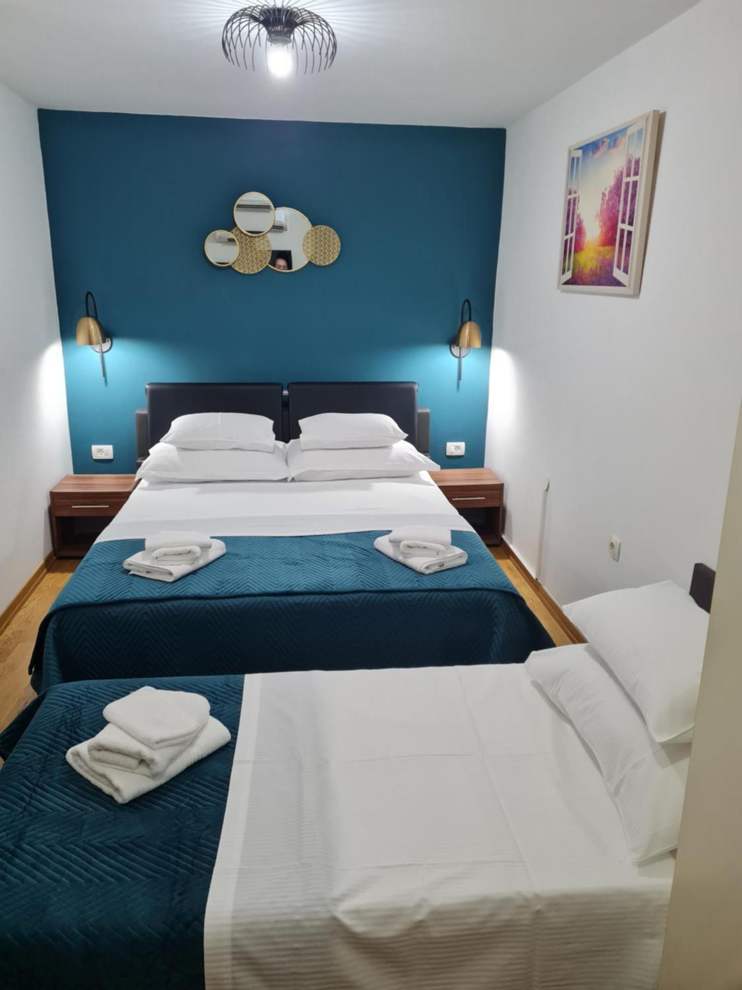 Inchy Accommodation - In The Center Of Diocletian'S Palace Split Extérieur photo