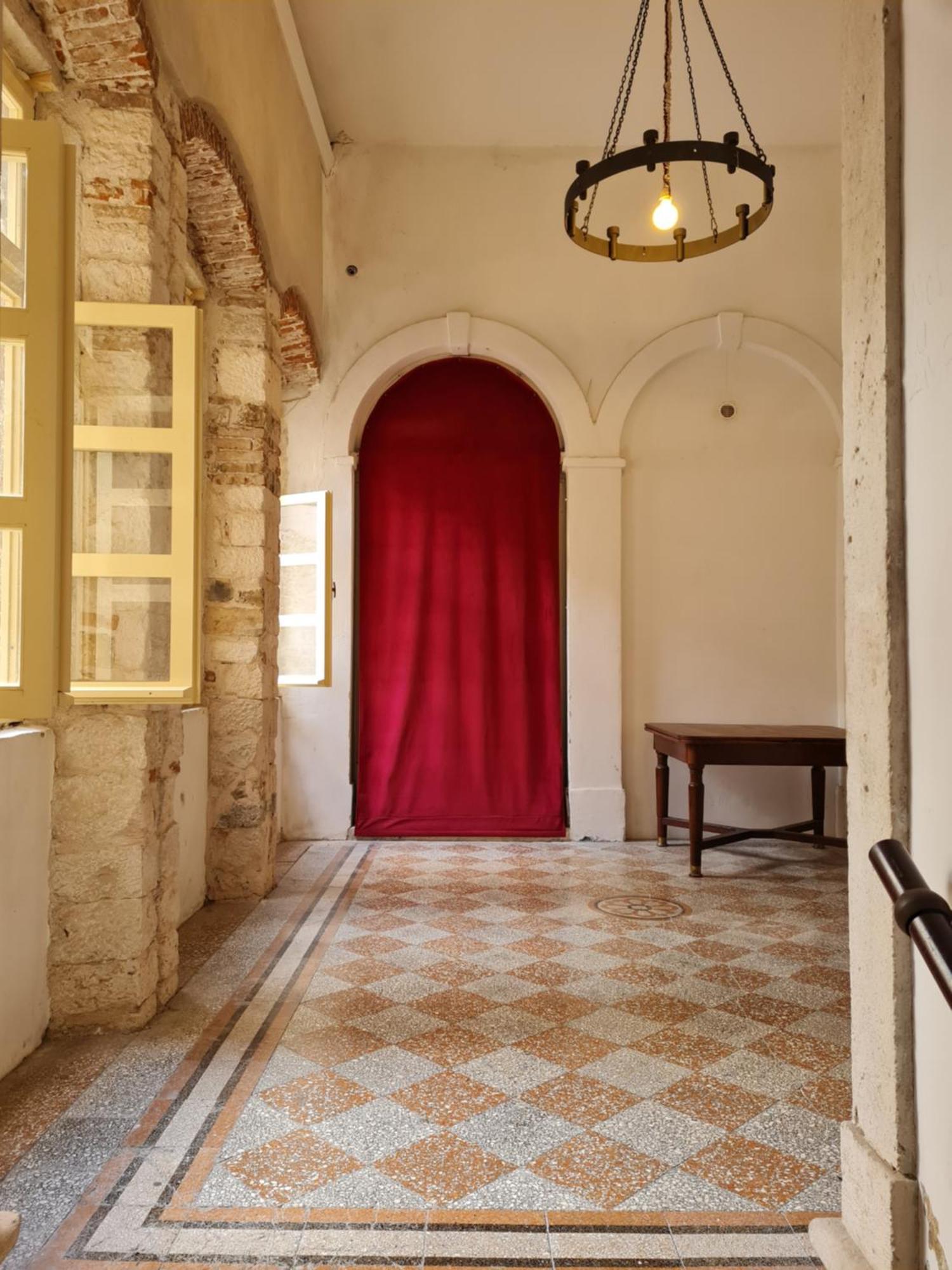 Inchy Accommodation - In The Center Of Diocletian'S Palace Split Extérieur photo